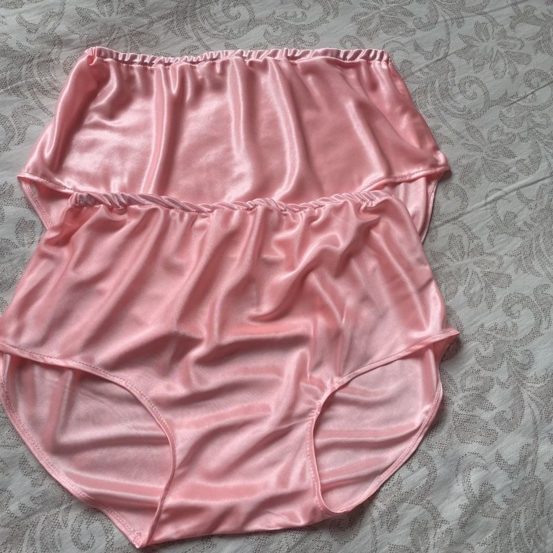 Celana Dalam Sutra Es Pink Men - Boxer Shorts Modal ulasan dan harga